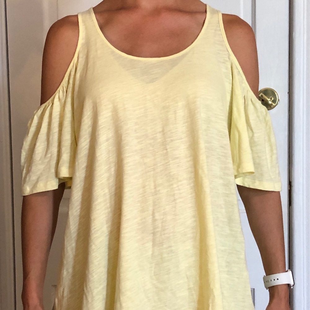 Yellow peek-a-boo shoulder tunic